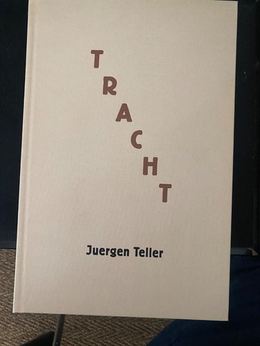 Juergen teller tracht like - juergen, tracht.